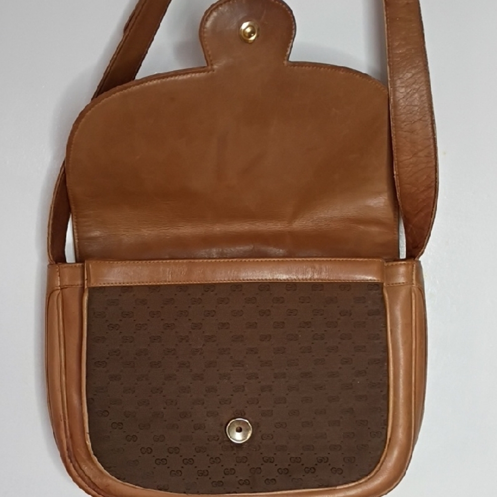 Gucci Brown and Tan Monogram Crossbody Bag - Picture 10 of 15